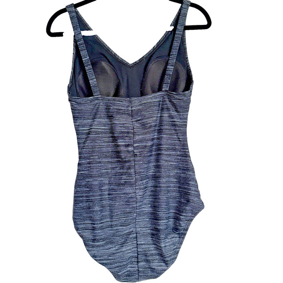 Speedo Size 12 Black & White Tank Swimsuit One Piece Athletic Recreation - Picture 8 of 9